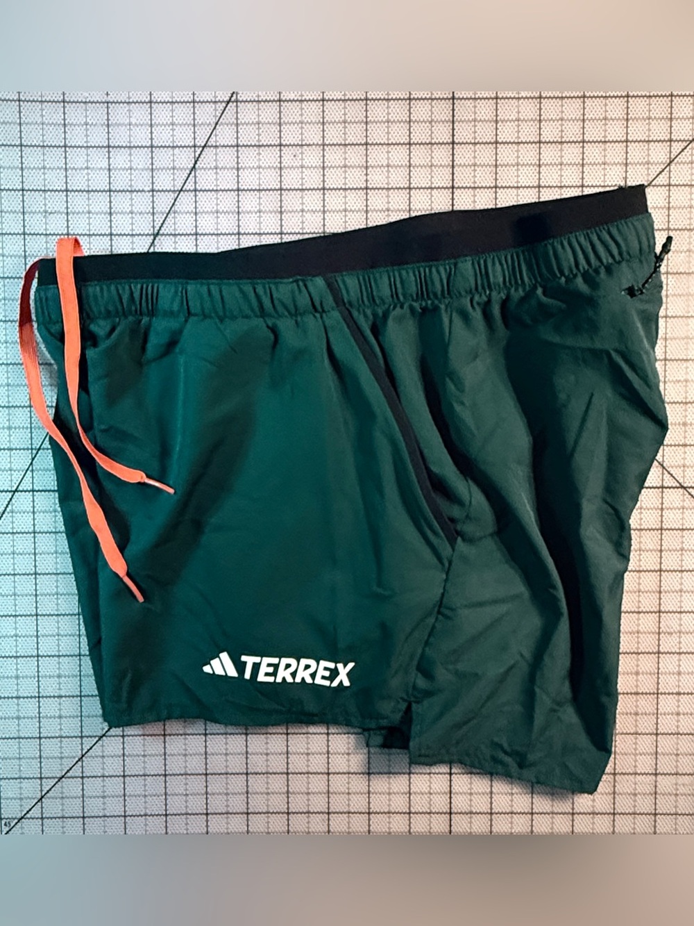 NWOT Adidas TERREX Trail Running Shorts-
Sz S 3” inseam